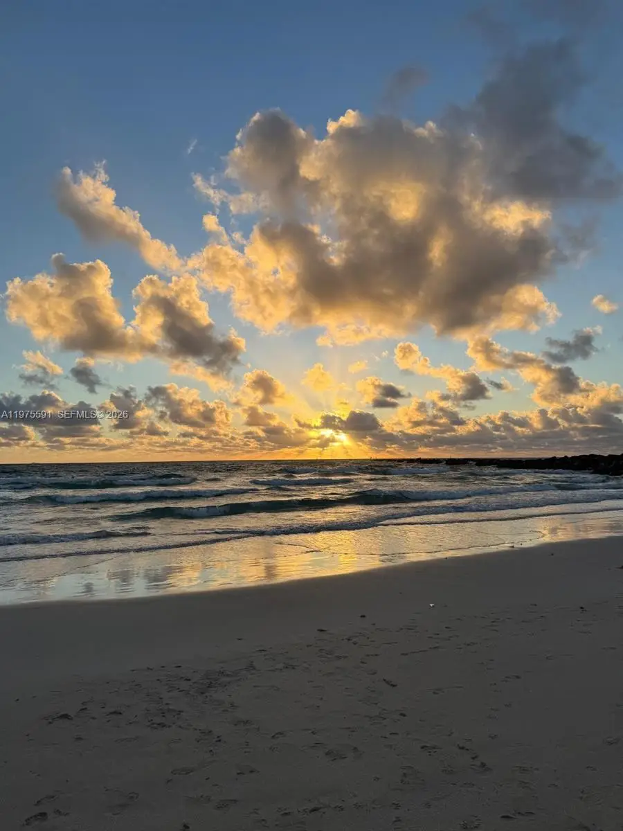 1390 Ocean Dr #304, Miami Beach, FL 33139 - #3