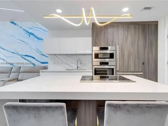 851 NE 1st Ave #3000, Miami, FL 33132 - #2