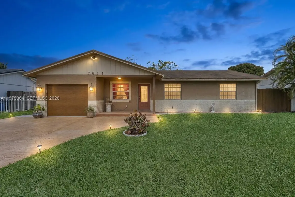 7811 NW 47th St, Lauderhill, FL 33351 - #1