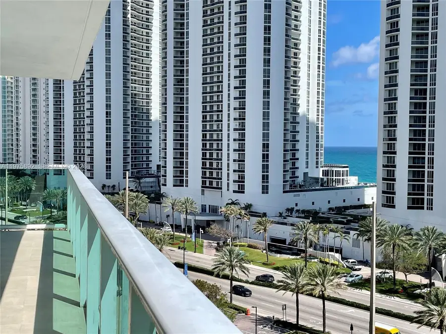 100 Bayview Dr #1106, Sunny Isles Beach, FL 33160 - #2