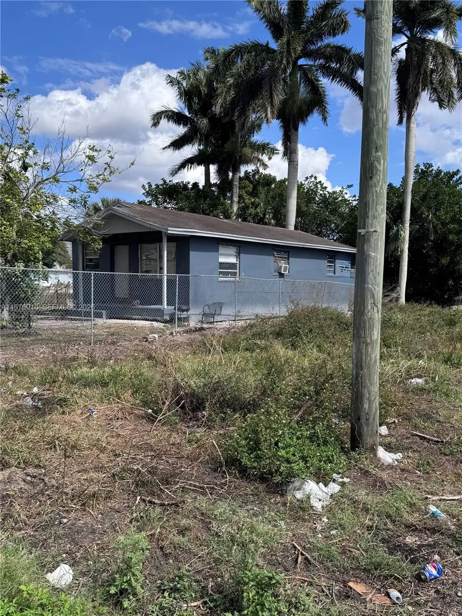 609 SW 8th St, Belle Glade, FL 33430 - #3