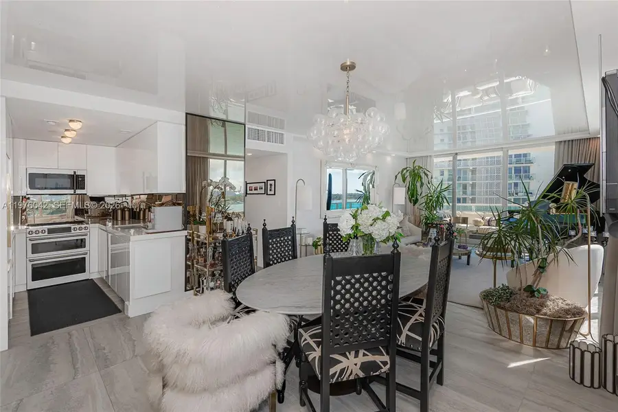 1000 West Ave #825, Miami Beach, FL 33139 - #3