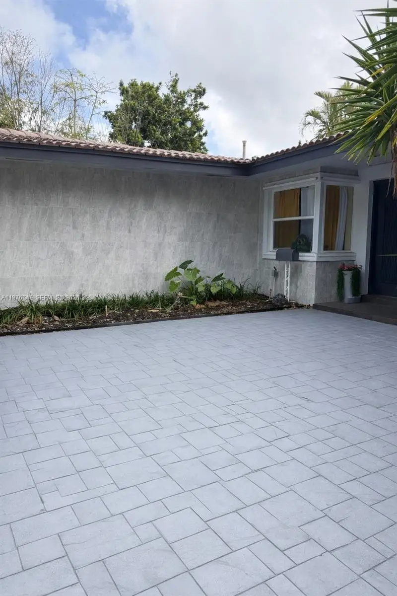 2110 NE 198th Ter, Miami, FL 33179 - #3