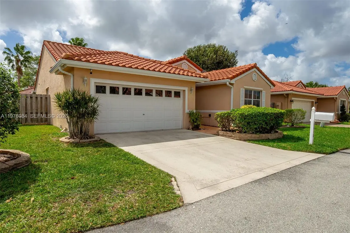 6618 Skipper Ter, Margate, FL 33063 - #1