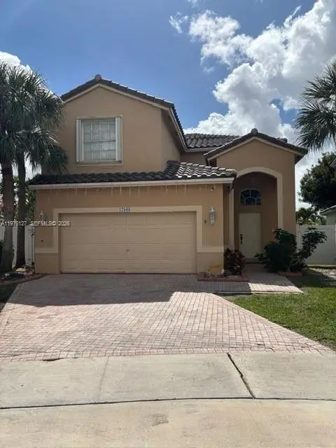 17008 NW 12th St, Pembroke Pines, FL 33028