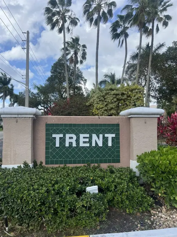 7555 Trent Dr #212, Tamarac, FL 33321