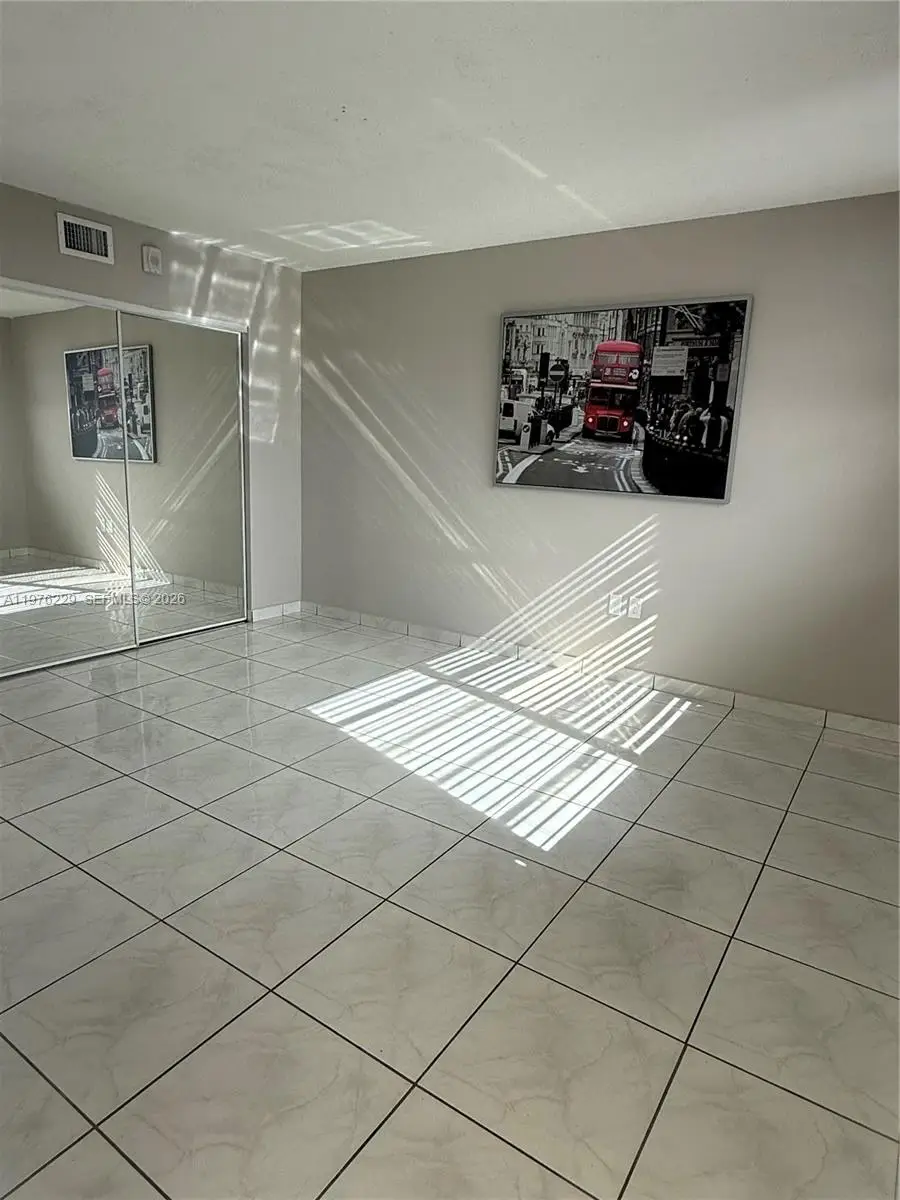 1780 NE 191st St #806-2, Miami, FL 33179 - #3