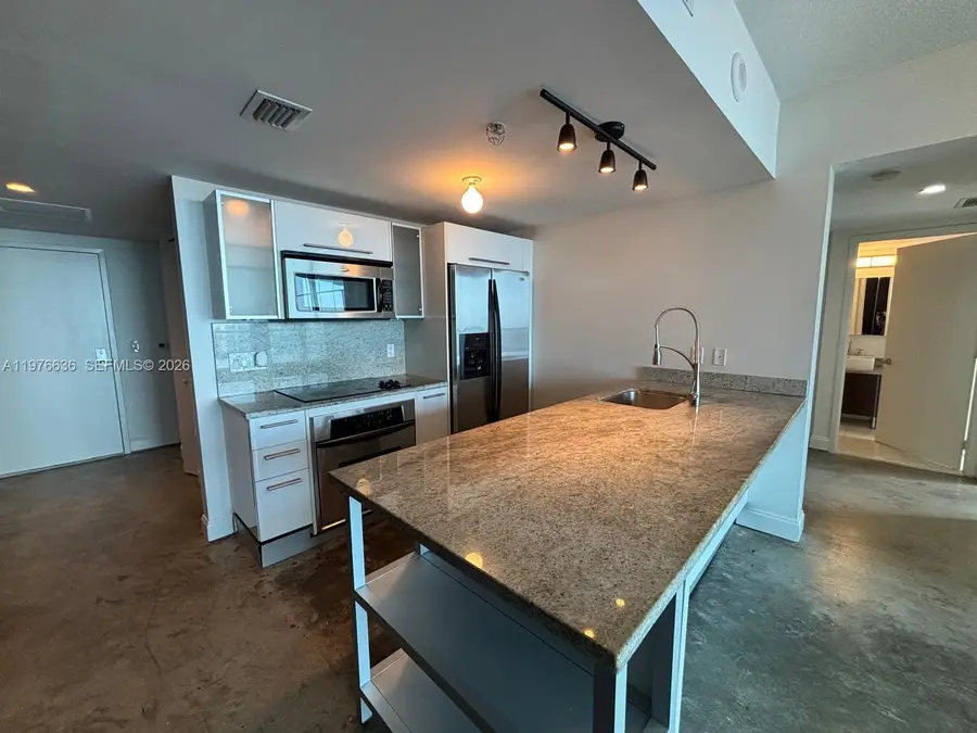 185 SW 7th St #4004, Miami, FL 33130 - #3