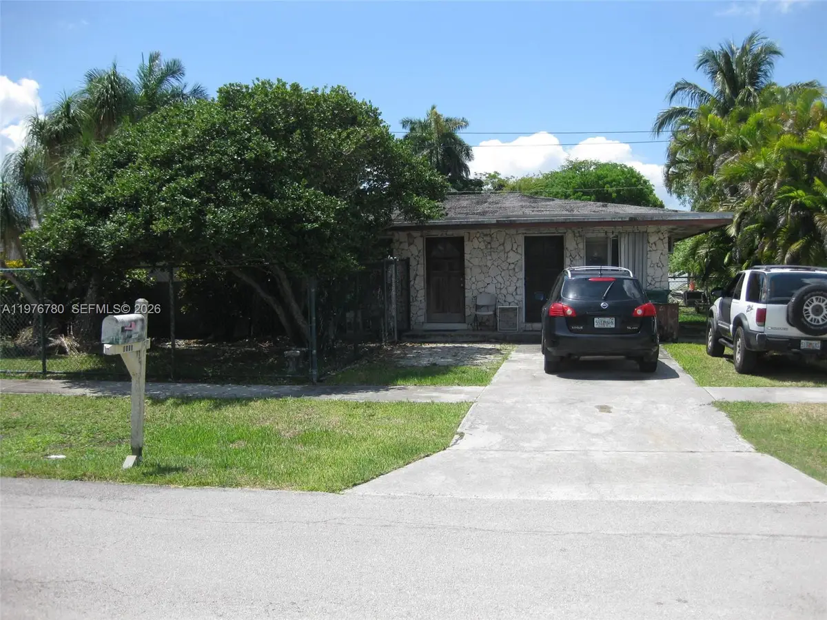 655 SW 4th Ter, Florida City, FL 33034 - #1