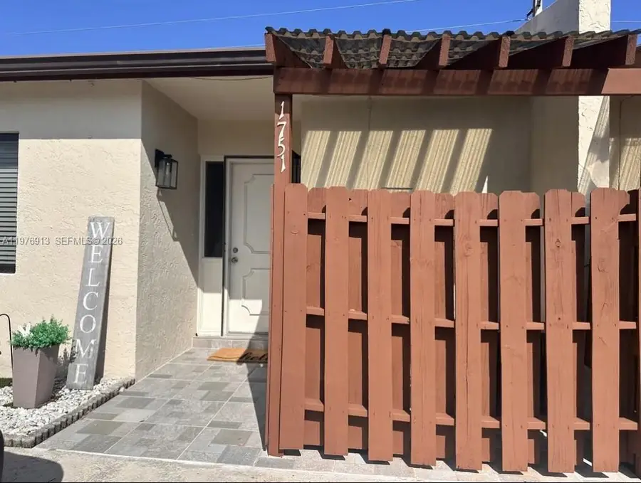 1751 NW 92nd Ave, Pembroke Pines, FL 33024 - #2