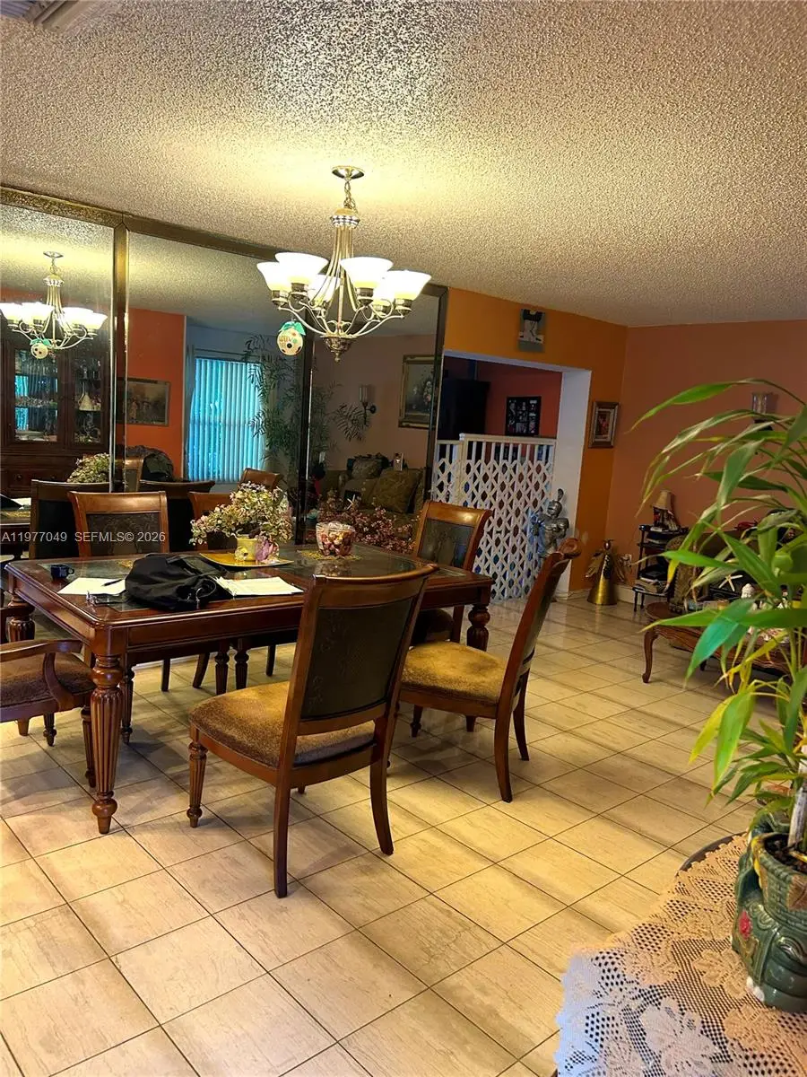 11219 SW 33 RD Circle PL 11219 Sw 33 Rd Cir Pl, Miami, FL 33165 - #3