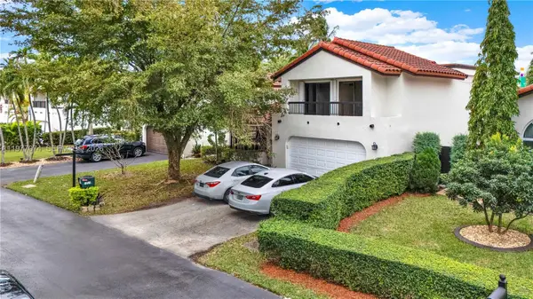 10528 SW 118th Pl, Miami, FL 33186