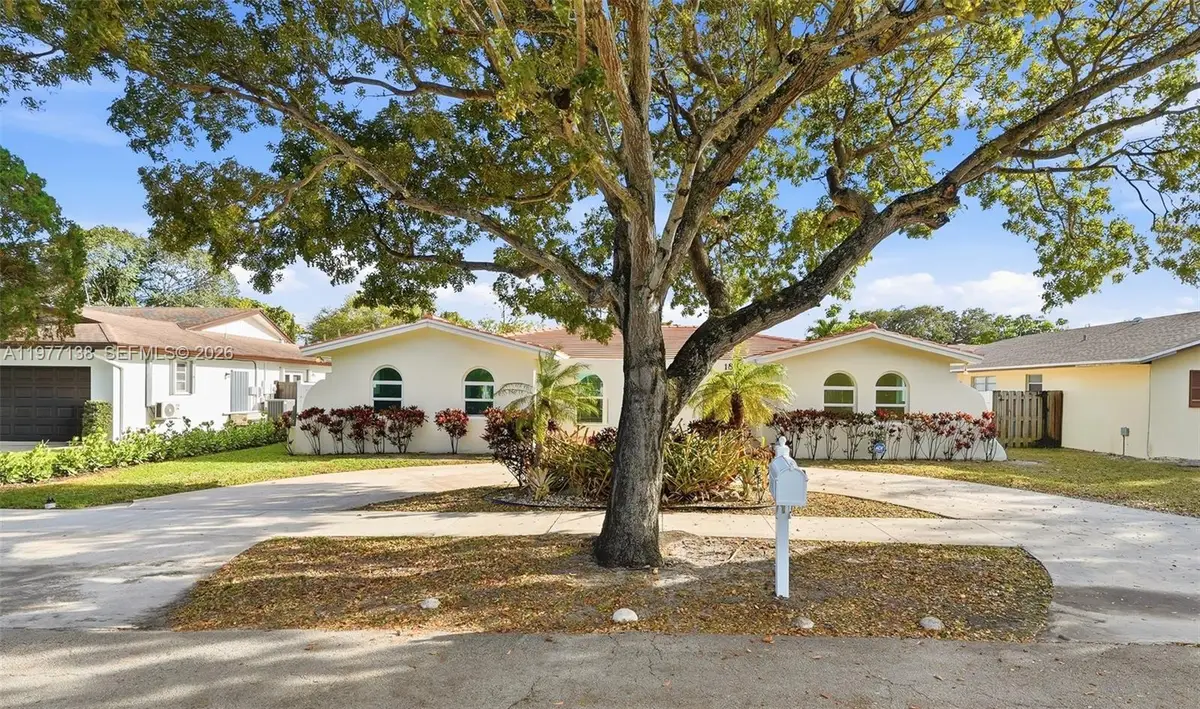 1880 NE 206th Ter, Miami, FL 33179 - #1