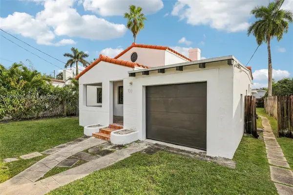 700 NE 87th St, Miami, FL 33138