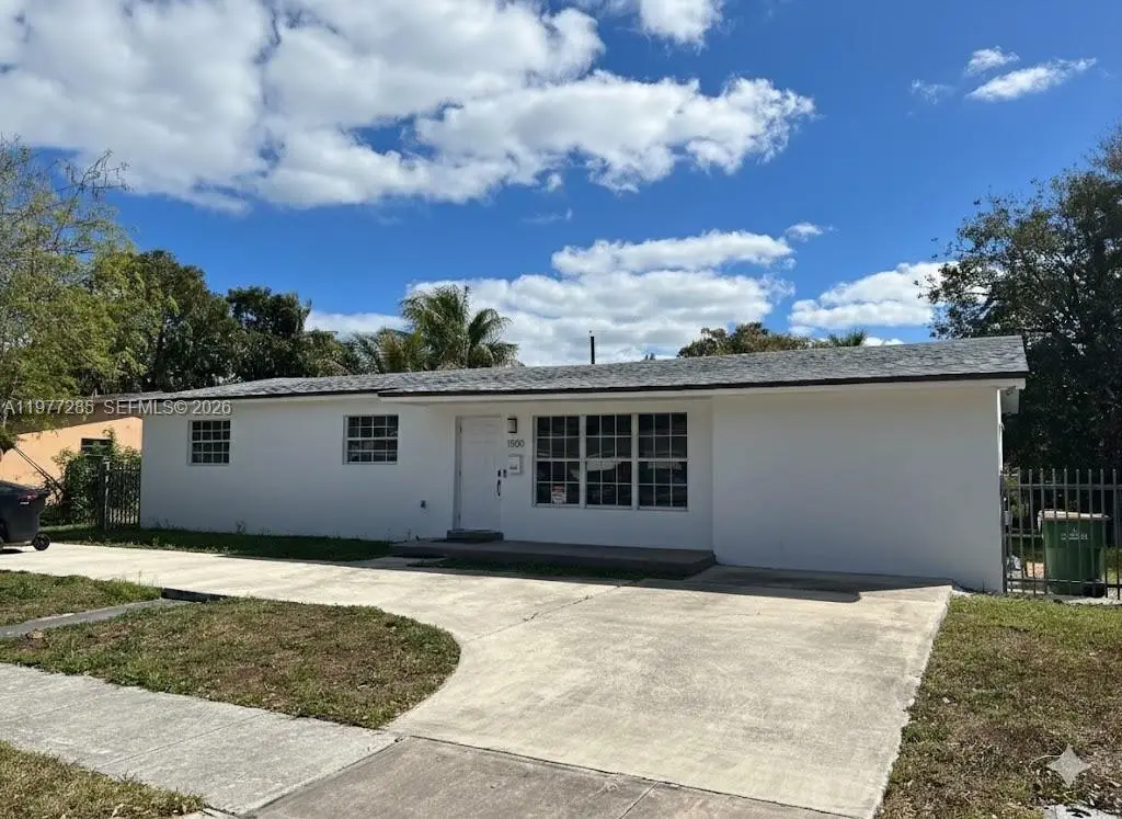 1500 NE 137th St, North Miami, FL 33161 - #1