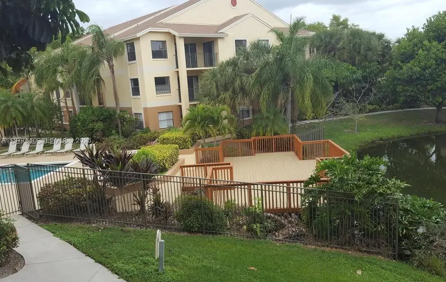 9999 Summerbreeze Dr #420, Sunrise, FL 33322 - #2