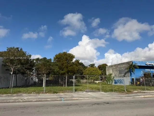 102 NW 22nd Ave, Miami, FL 33125 - #3