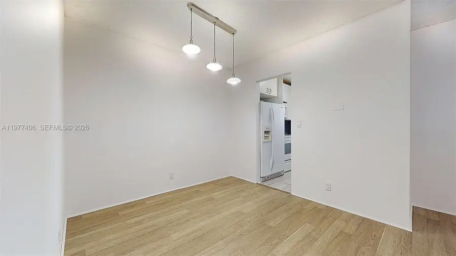 5300 Washington St #D303, Hollywood, FL 33021 - #2