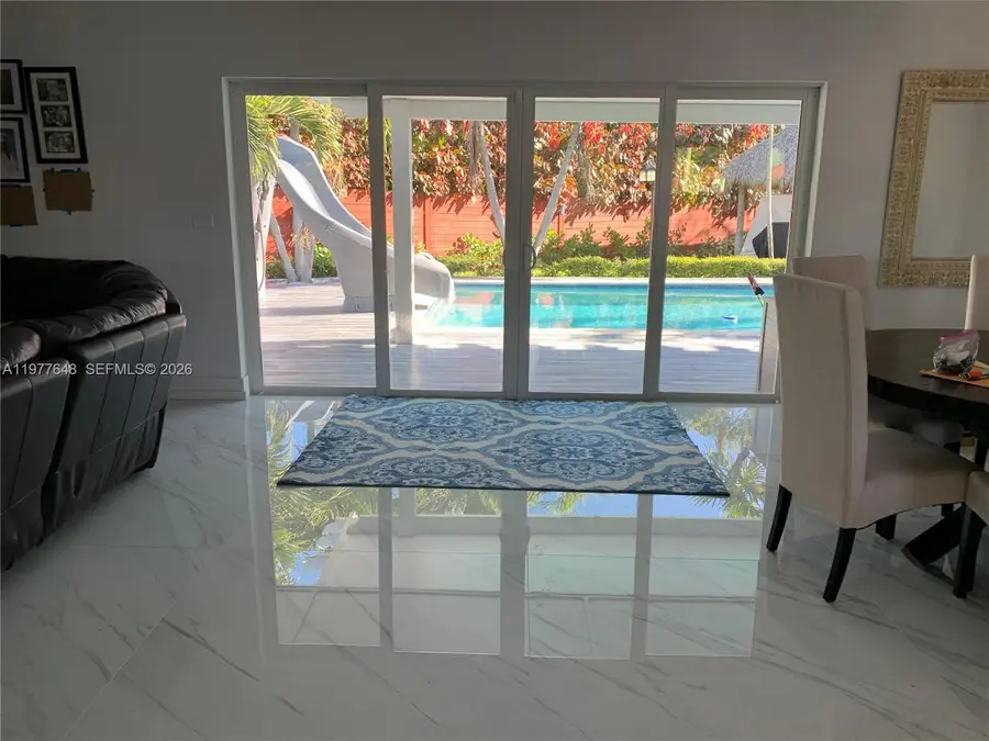 16761 SW 92nd Ave, Palmetto Bay, FL 33157 - #2