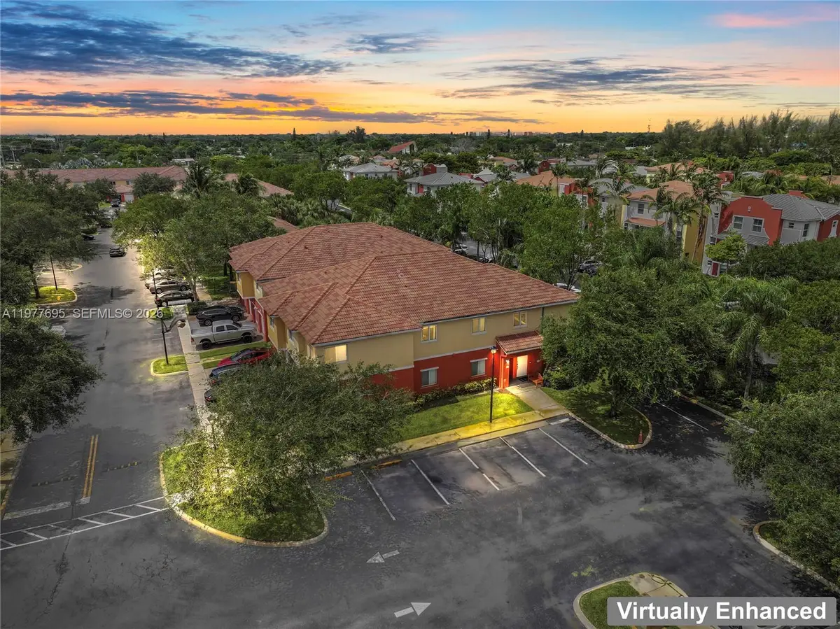 3335 Palomino Dr #323-3, Davie, FL 33024 - #1