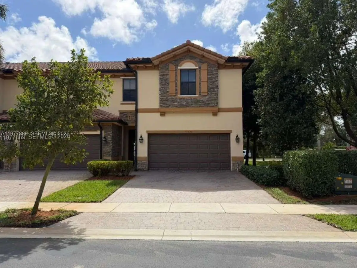 12350 S Village Cir, Davie, FL 33325 - #1