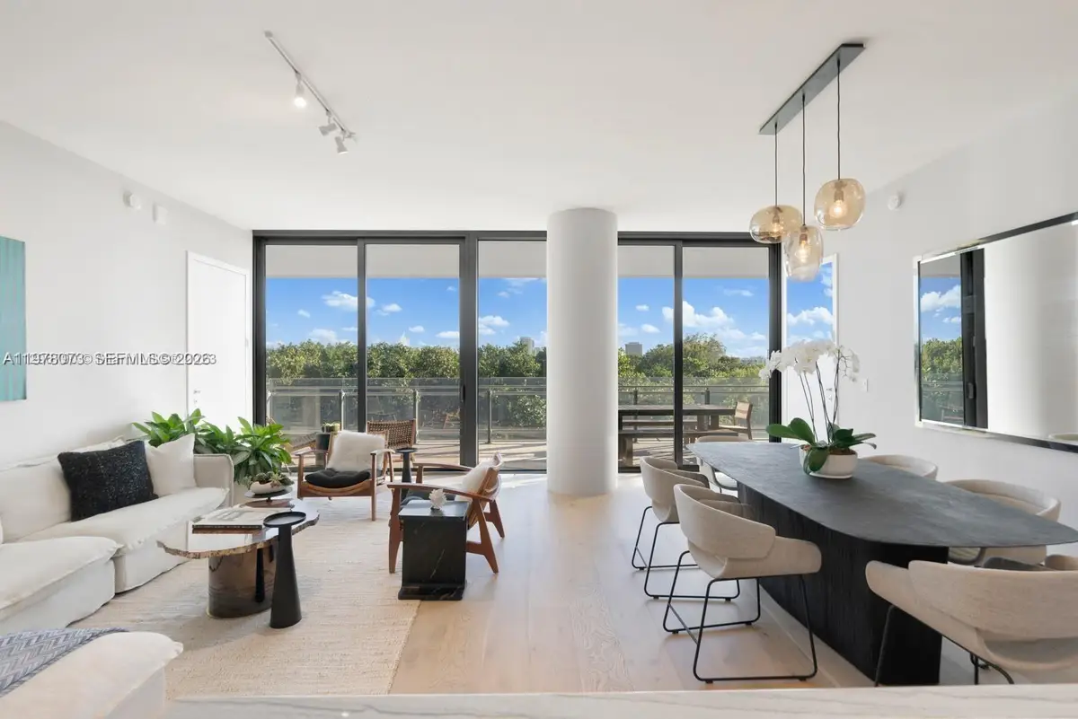 8701 Collins Ave #404, Miami Beach, FL 33154 - #1