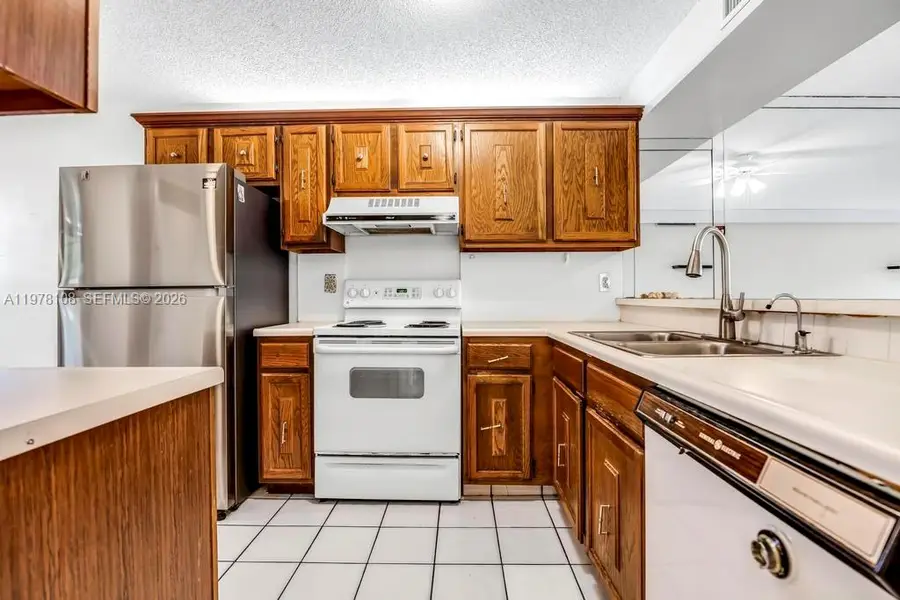 5802 Coral Lake Dr #102, Margate, FL 33063 - #2