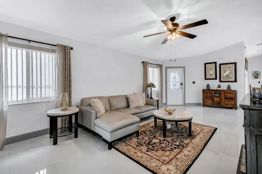 529 Lakeside Cir, Sunrise, FL 33326 - #3