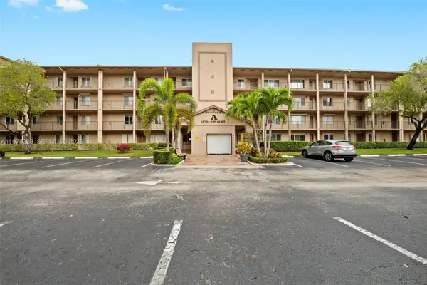 13701 SW 12th St #202A, Pembroke Pines, FL 33027