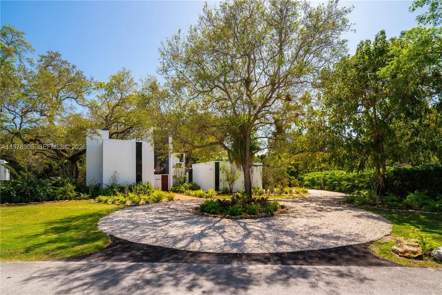 6400 SW 133rd Dr, Pinecrest, FL 33156 - #2