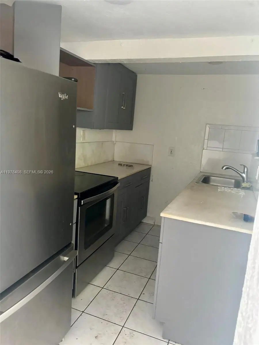 2511 NW 24th St, Miami, FL 33142 - #1
