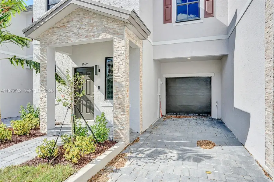 1609 SW 28th St, Fort Lauderdale, FL 33315 - #2