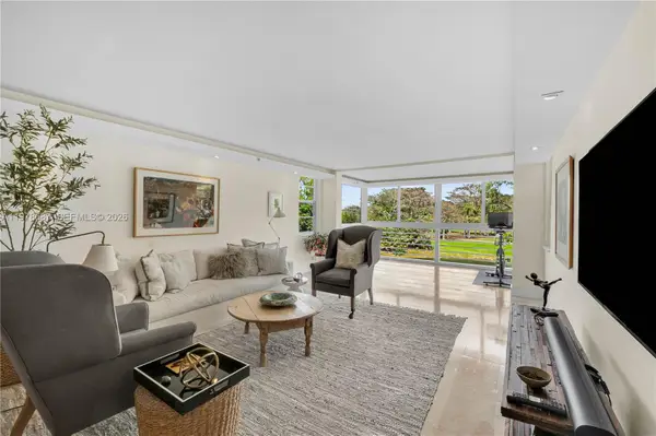 4015 W Palm Aire Dr #307, Pompano Beach, FL 33069