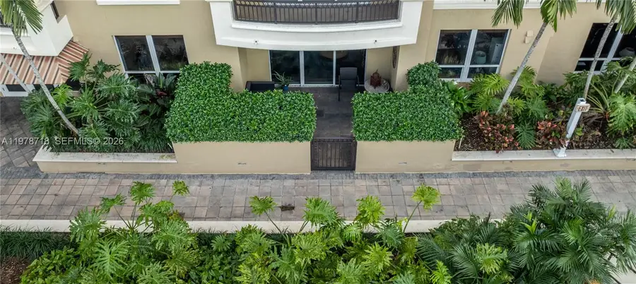 3232 SW 22nd Ter #708, Miami, FL 33145 - #3