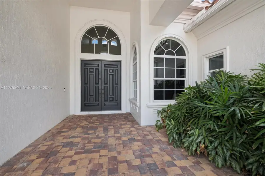 12922 Grand Oaks Dr, Davie, FL 33330 - #2