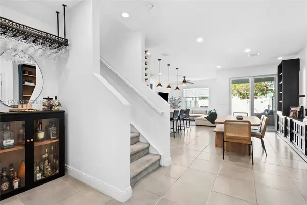 1855 Spoonbill Ct, Deerfield Beach, FL 33442