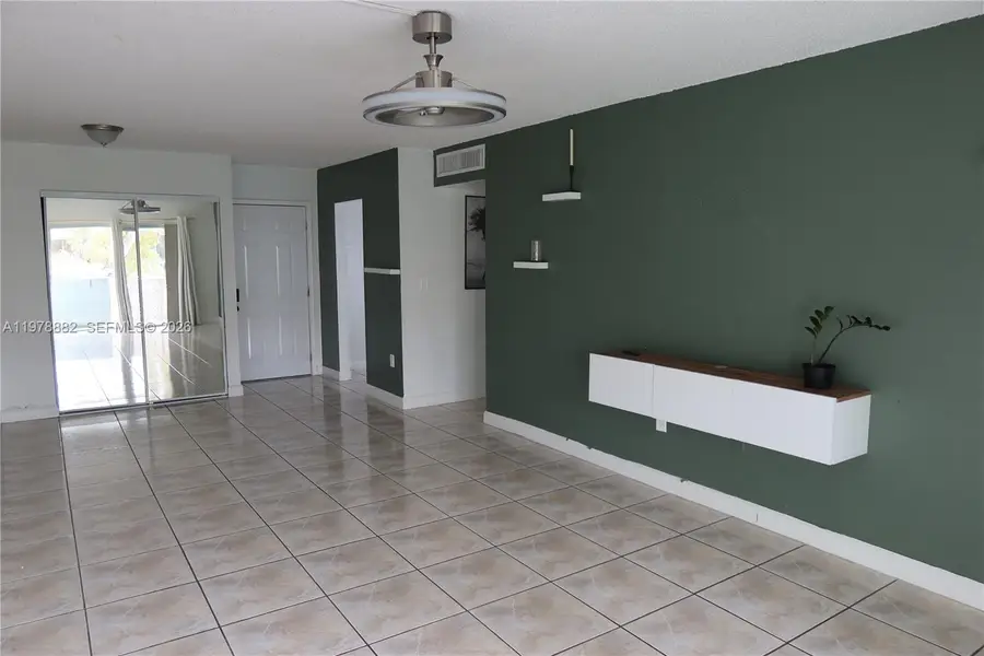 1725 W 60th St #F330, Hialeah, FL 33012 - #3