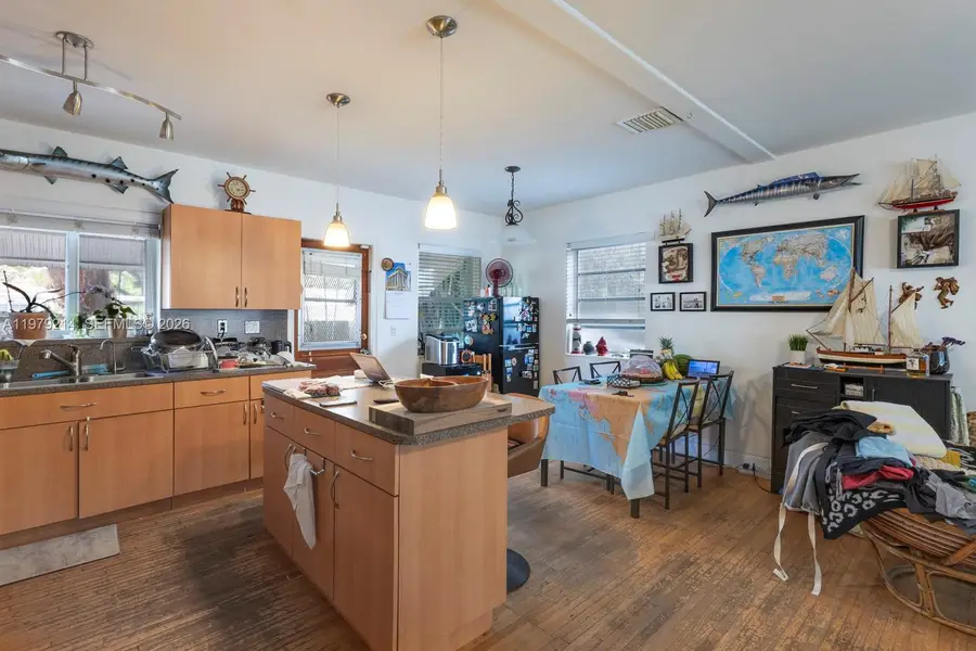 2710 SW 28th Ct, Miami, FL 33133 - #3