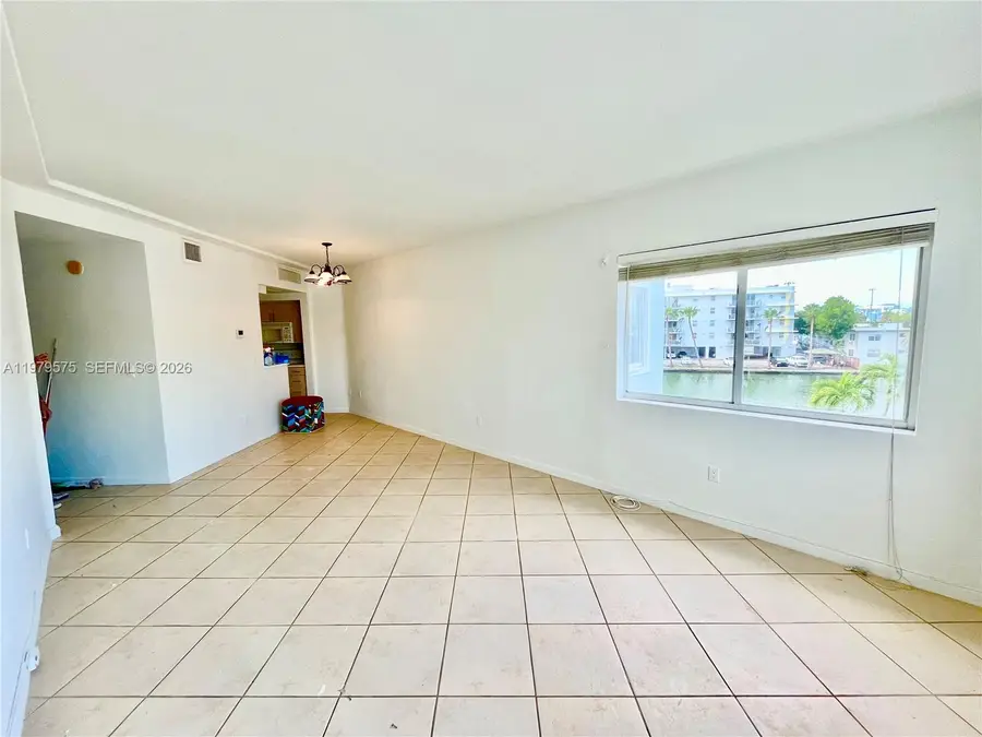 1185 Marseille Dr #309, Miami Beach, FL 33141 - #2