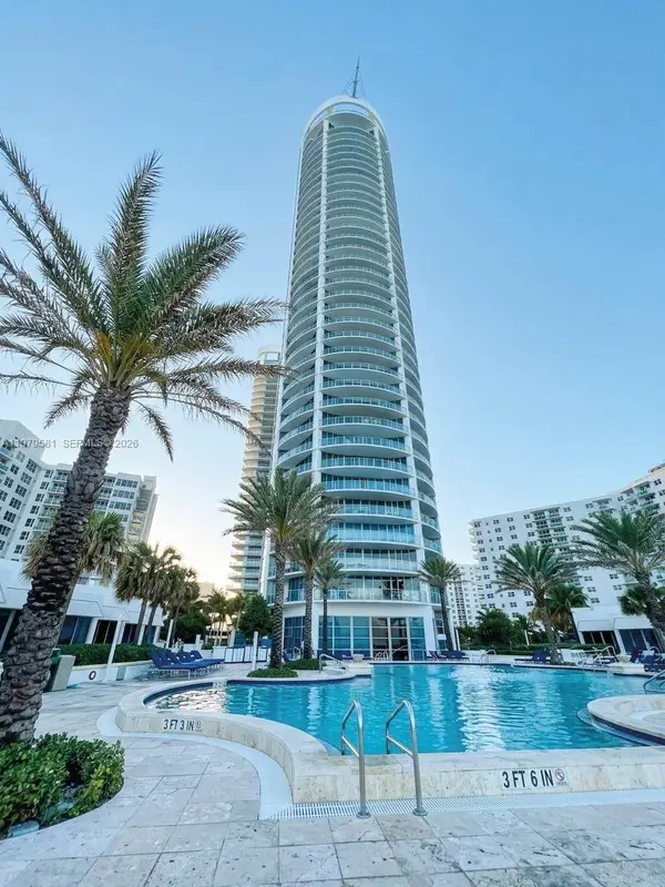 3101 S Ocean Dr #3102, Hollywood, FL 33019