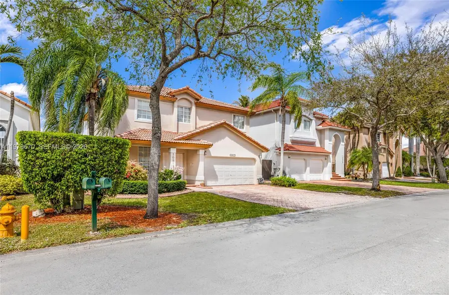 10917 NW 59th St, Doral, FL 33178 - #2