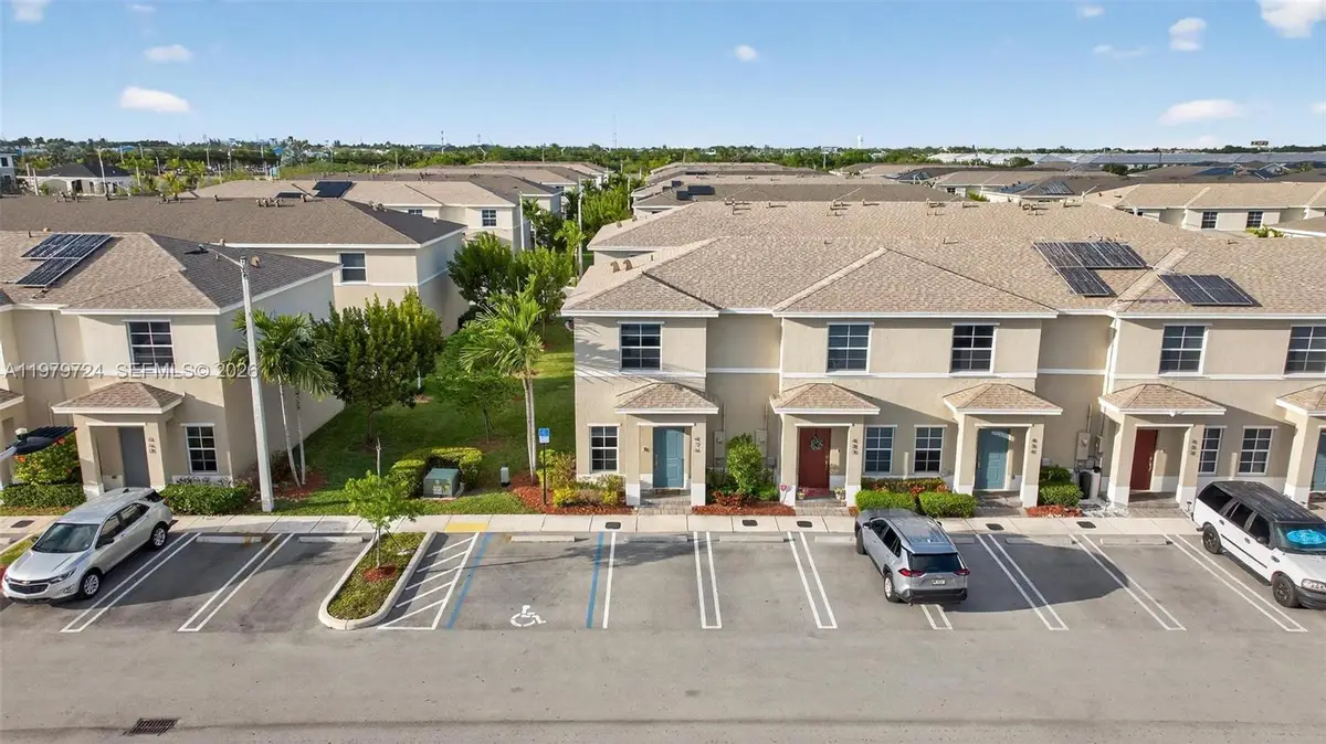 476 NE 4th Ln, Florida City, FL 33034 - #1