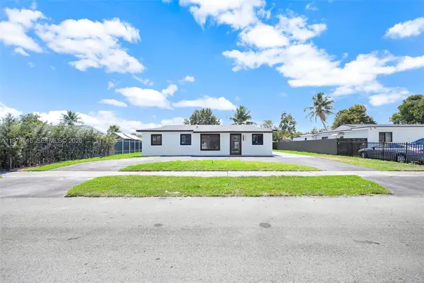 4480 NW 201st St, Miami Gardens, FL 33055