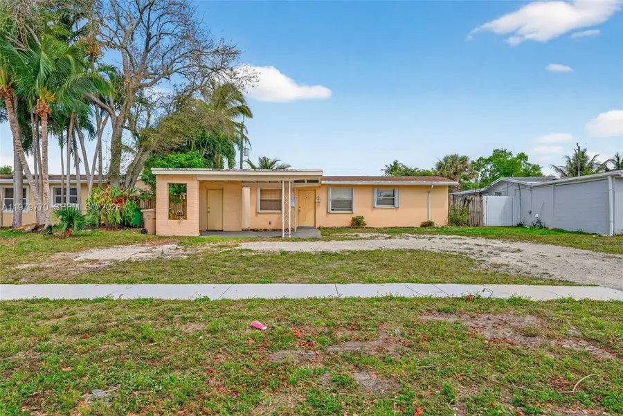 7761 NW 36th St, Davie, FL 33024 - #3