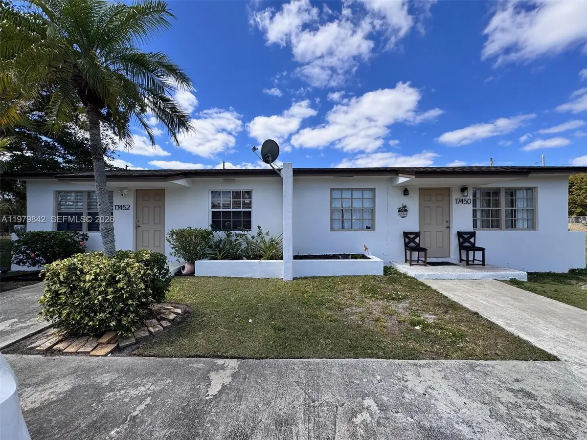 17450 SW 106th Ave, Miami, FL 33157 - #1