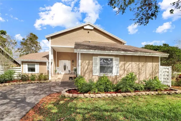 14141 SW 146th Ter, Miami, FL 33186