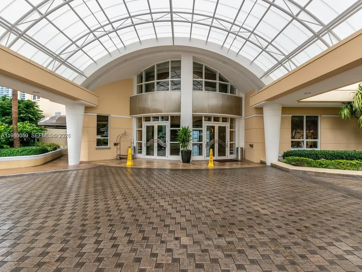 848 Brickell Key Dr #1201, Miami, FL 33131 - #1