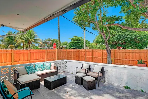 2338 Fillmore St, Hollywood, FL 33020