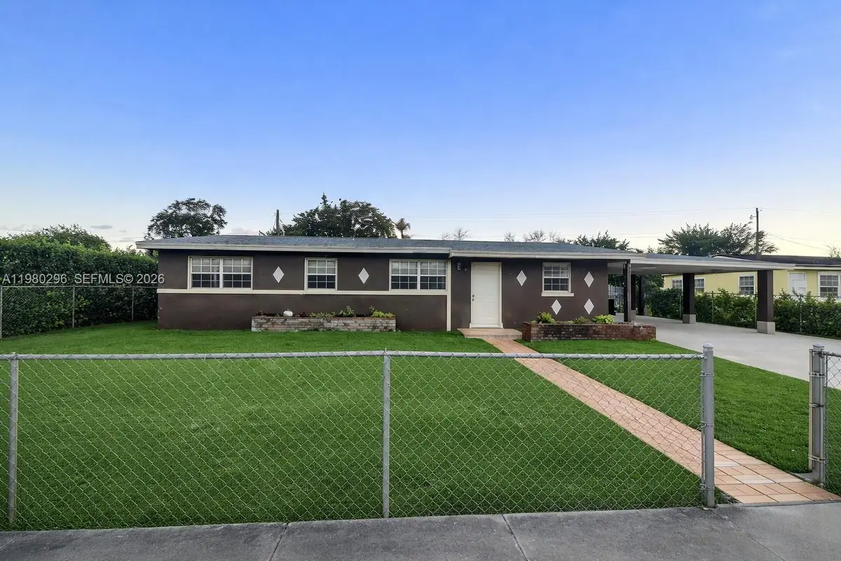 3930 NW 185th St, Miami Gardens, FL 33055 - #1