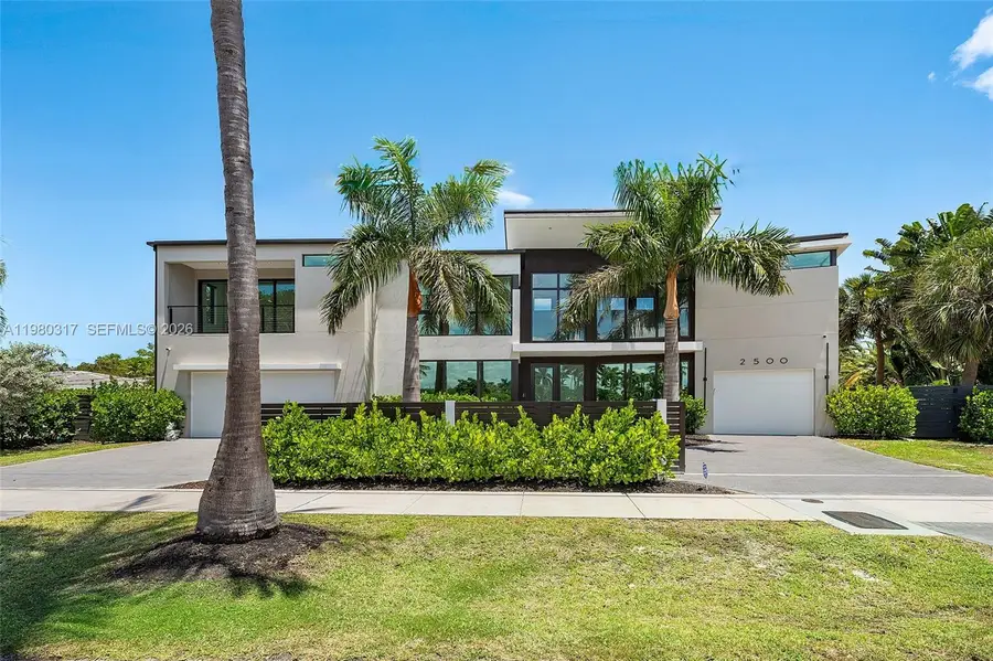 2500 Middle River Dr, Fort Lauderdale, FL 33305 - #2